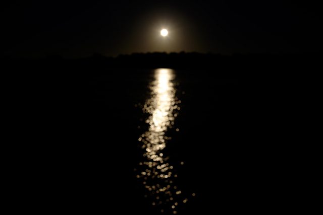 Sunset Lakes Entrance